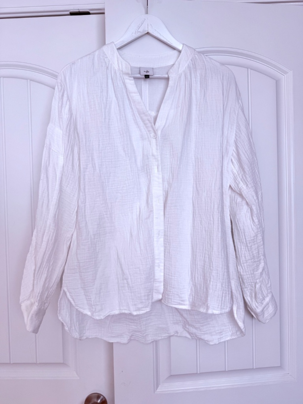 CAbi Getaway Shirt White Cotton Gauze Size M Button Front Style 6204